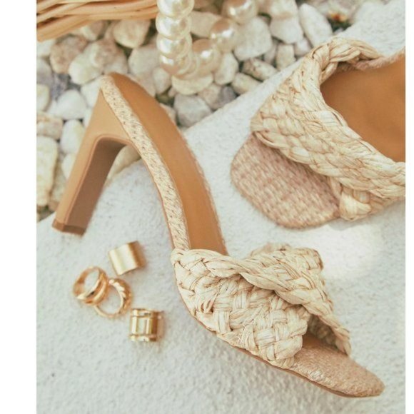 !! NEW !! Raffia Mule Heels in Natural - Picture 11 of 11